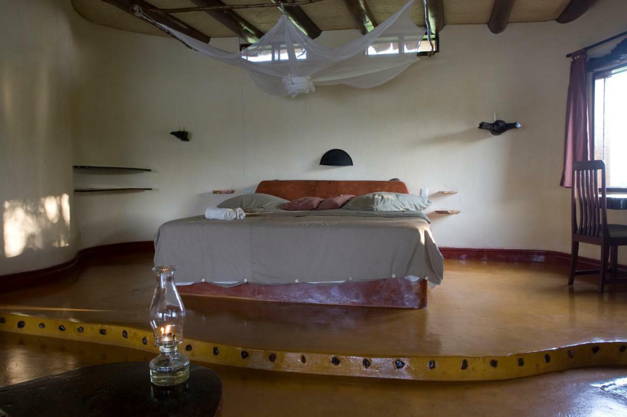 The Haven Hotel Джинджа Екстериор снимка